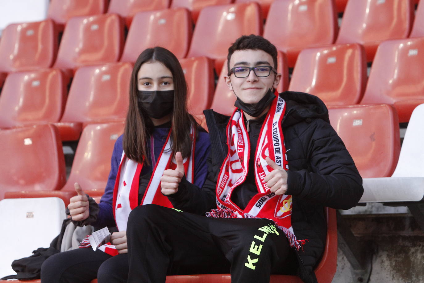 Fotos: ¿Estuviste en el Sporting-Ponferradina? ¡Búscate!