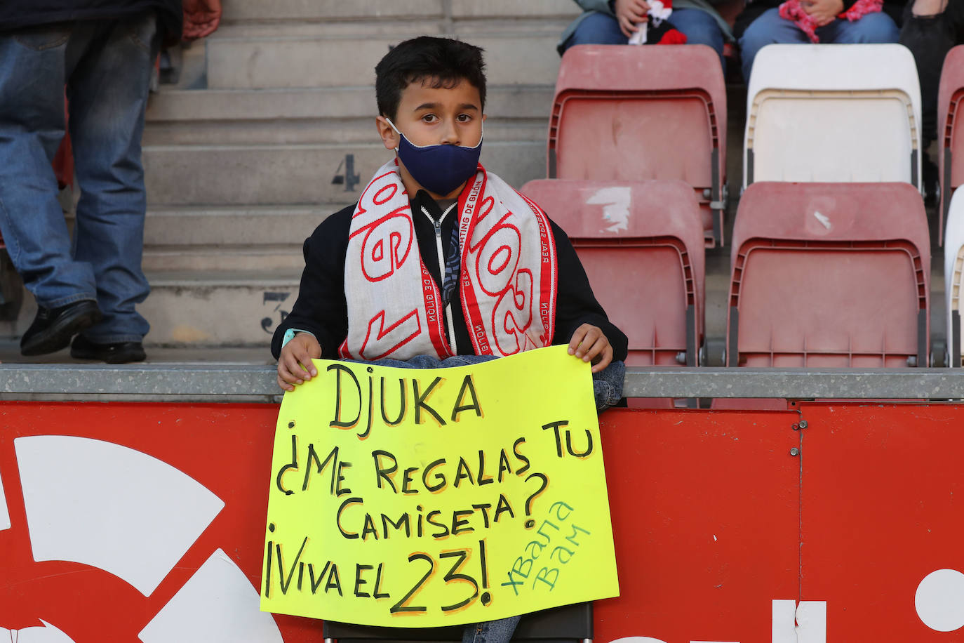 Fotos: ¿Estuviste en el Sporting-Ponferradina? ¡Búscate!