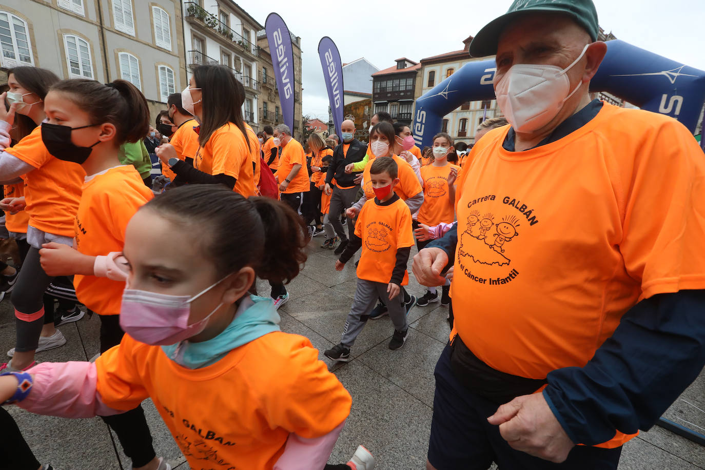 52 concejos de la región se visten de naranja en una carrera colectiva contra el cáncer infantil, organizada por la Asociación Galbán. El objetivo, recaudar fondos para promover la investigación bajo el lema «Una mejor supervivencia es posible». 