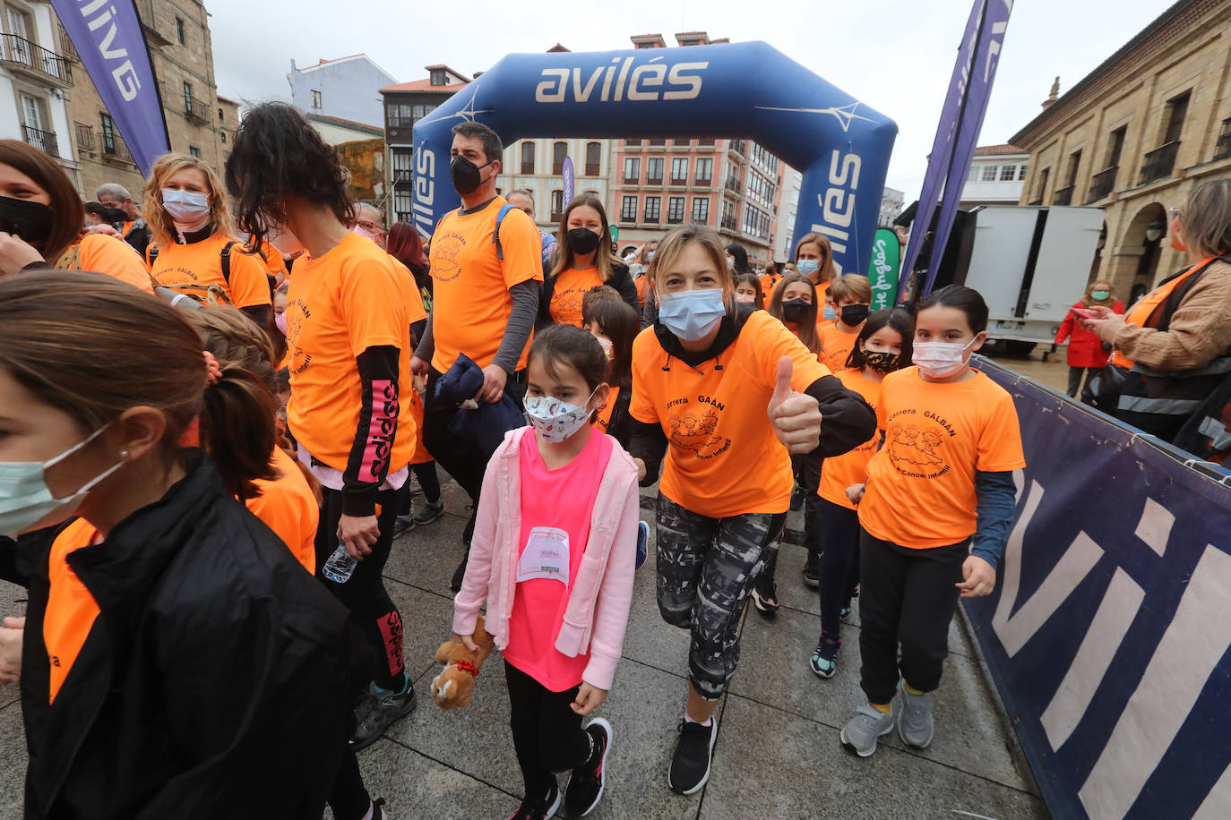 52 concejos de la región se visten de naranja en una carrera colectiva contra el cáncer infantil, organizada por la Asociación Galbán. El objetivo, recaudar fondos para promover la investigación bajo el lema «Una mejor supervivencia es posible». 