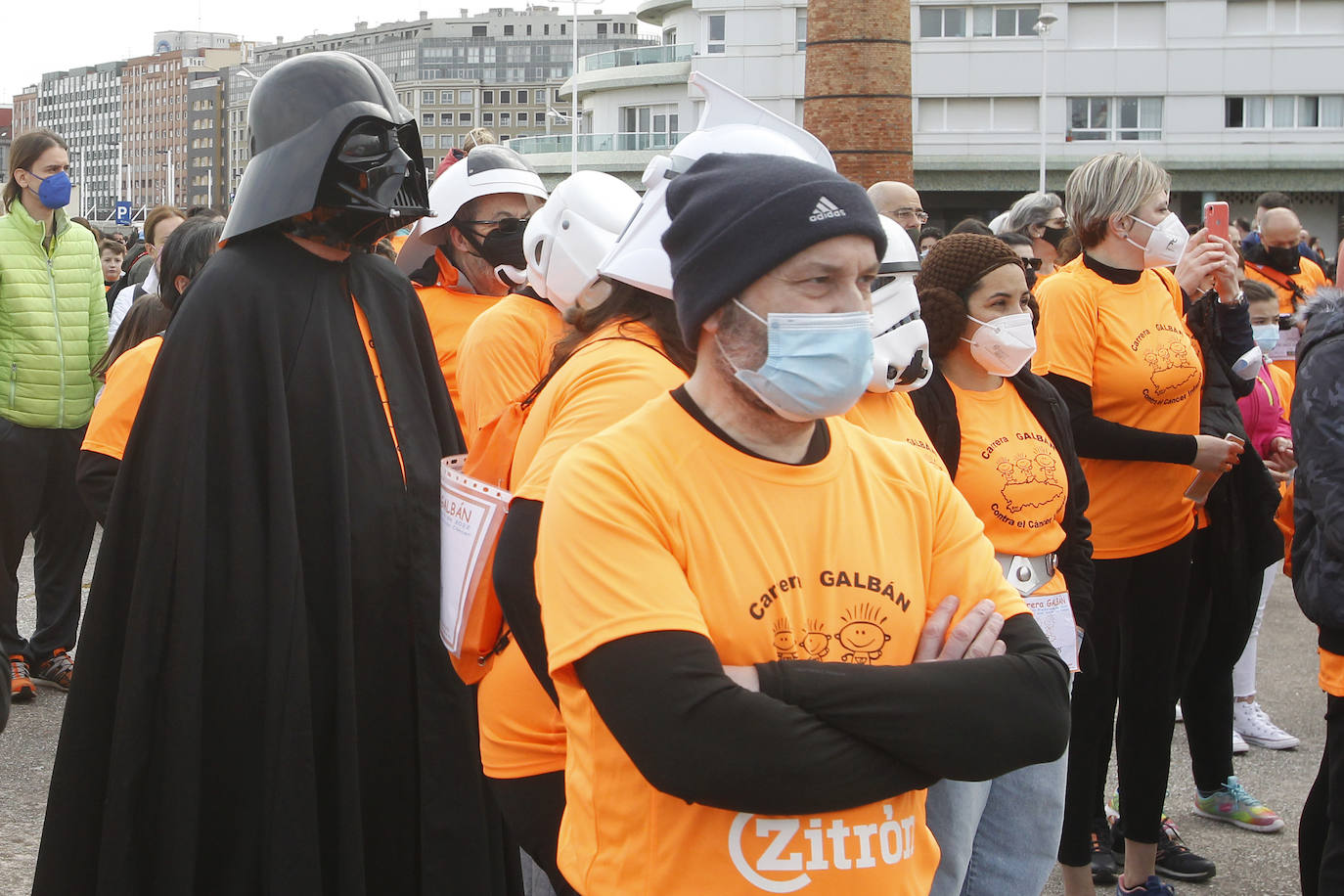 52 concejos de la región se visten de naranja en una carrera colectiva contra el cáncer infantil, organizada por la Asociación Galbán. El objetivo, recaudar fondos para promover la investigación bajo el lema «Una mejor supervivencia es posible». 