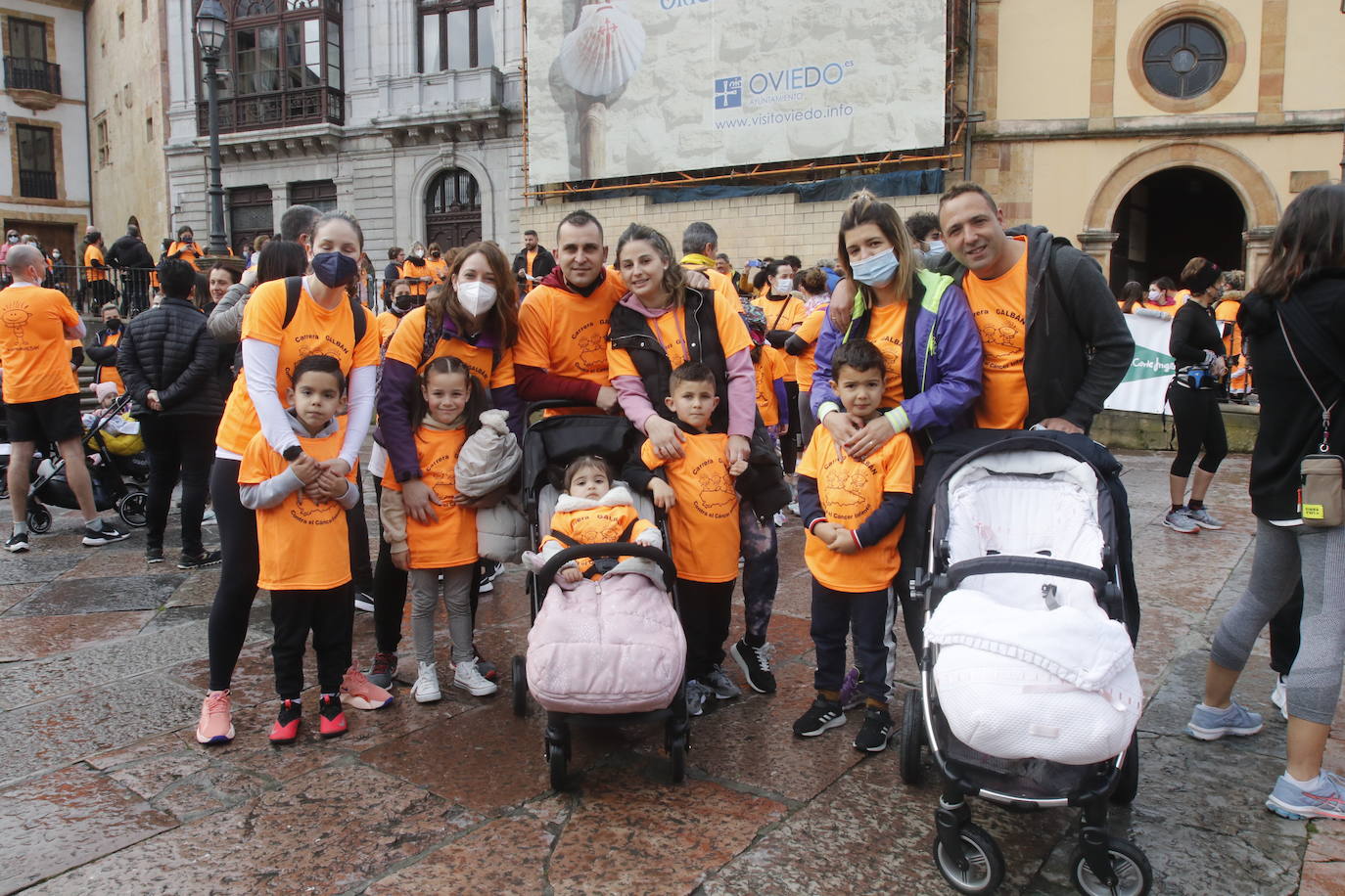 52 concejos de la región se visten de naranja en una carrera colectiva contra el cáncer infantil, organizada por la Asociación Galbán. El objetivo, recaudar fondos para promover la investigación bajo el lema «Una mejor supervivencia es posible». 