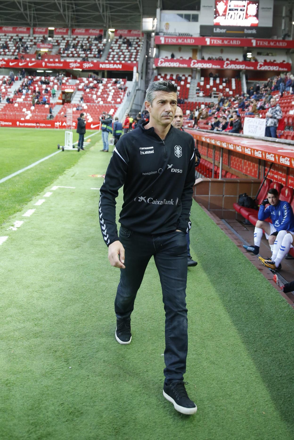 El nuevo entrenador del Sporting, en su visita como técnico del Leganés al estadio de El Molinón. 