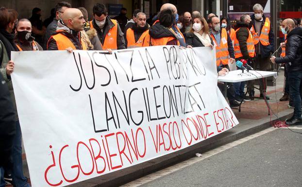 Manifestación de los trabajadores de PCB. 