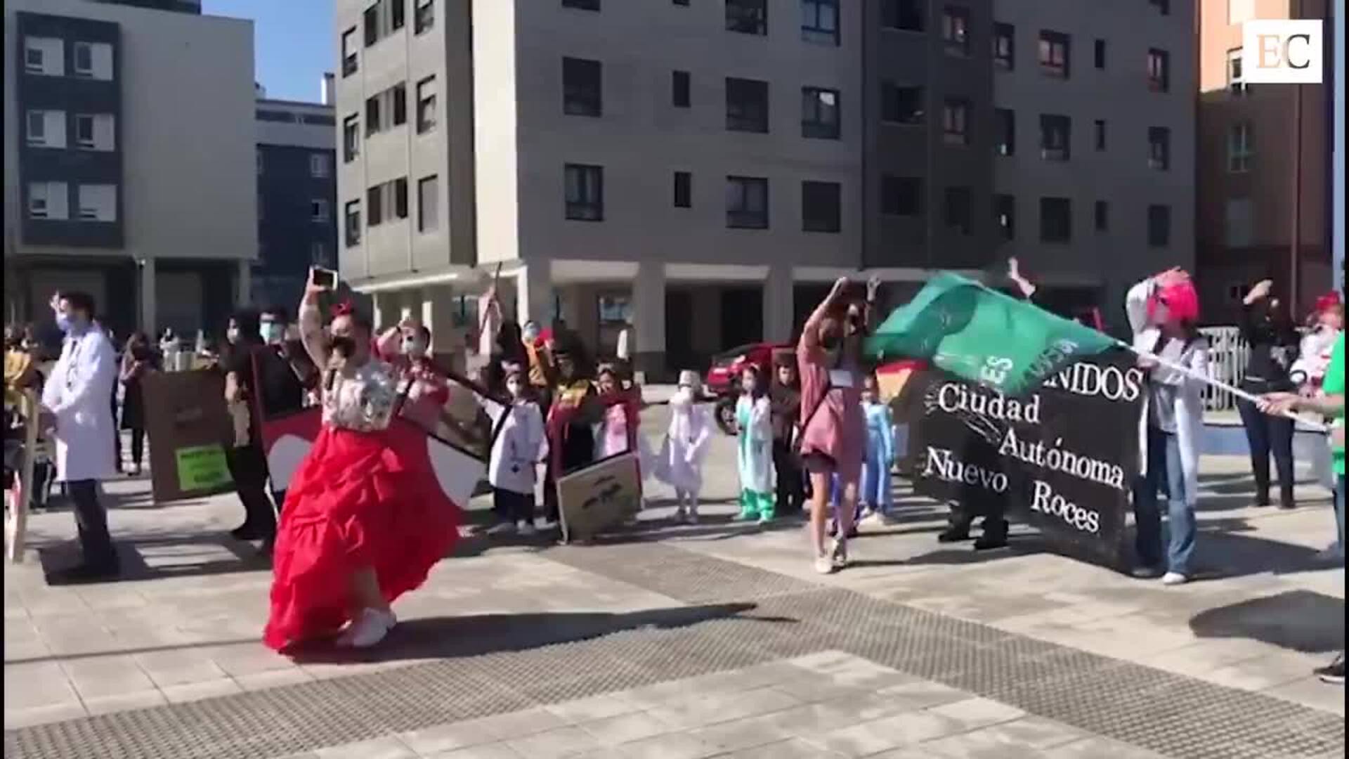 Nuevo Roces canta su himno El Comercio Diario de Asturias