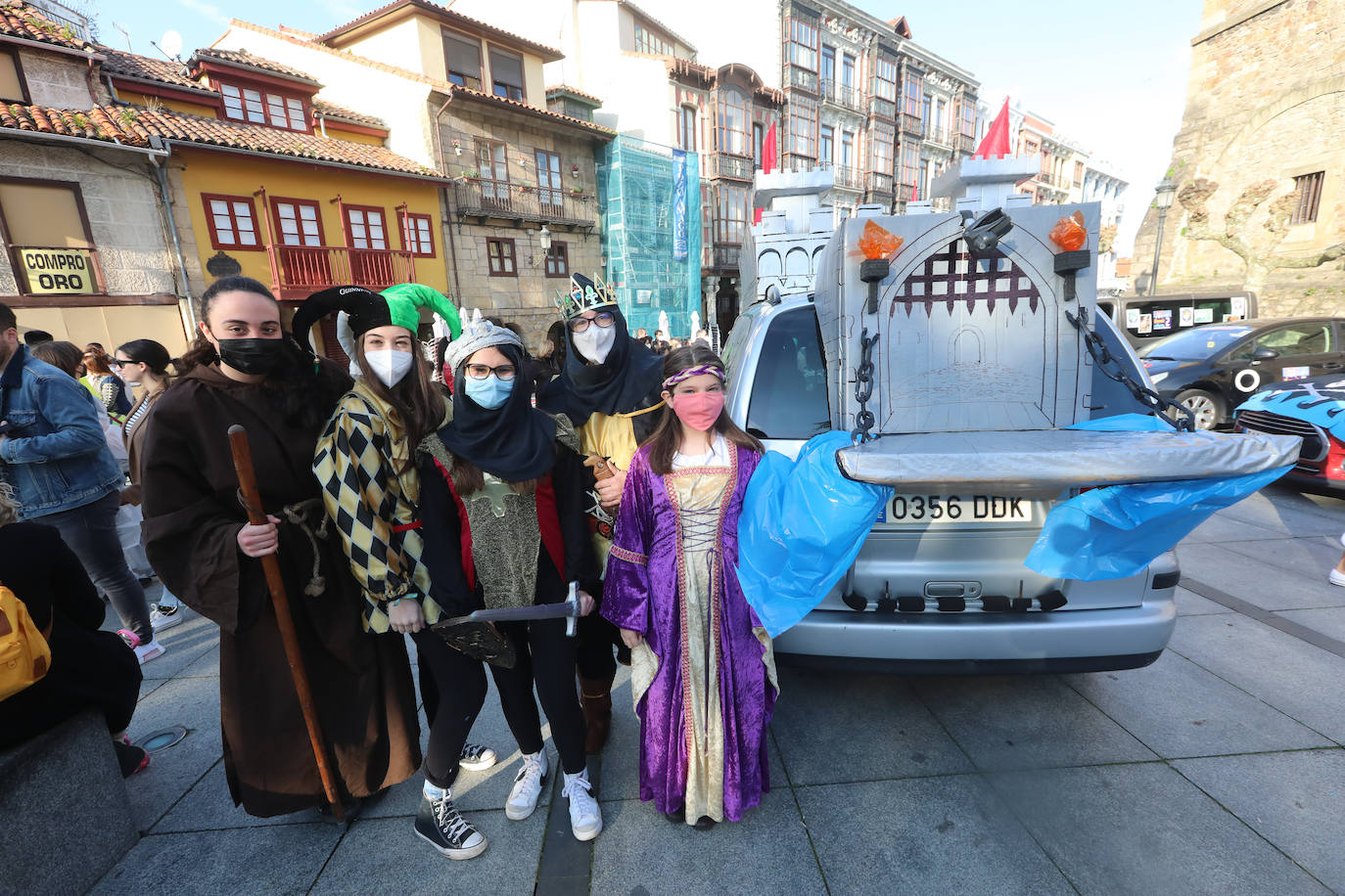 Fotos: De ginkana antroxera por las calles de la villa