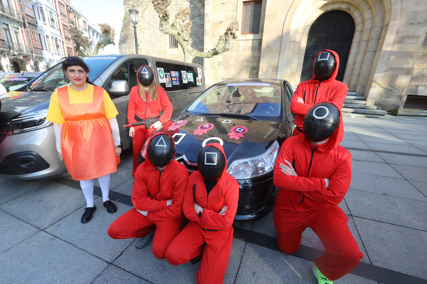 Fotos: De ginkana antroxera por las calles de la villa