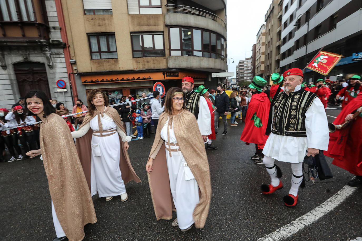 Fotos: Las calles se llenan de fantasía