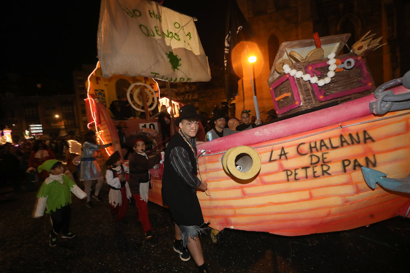 Fotos: Las calles se llenan de fantasía