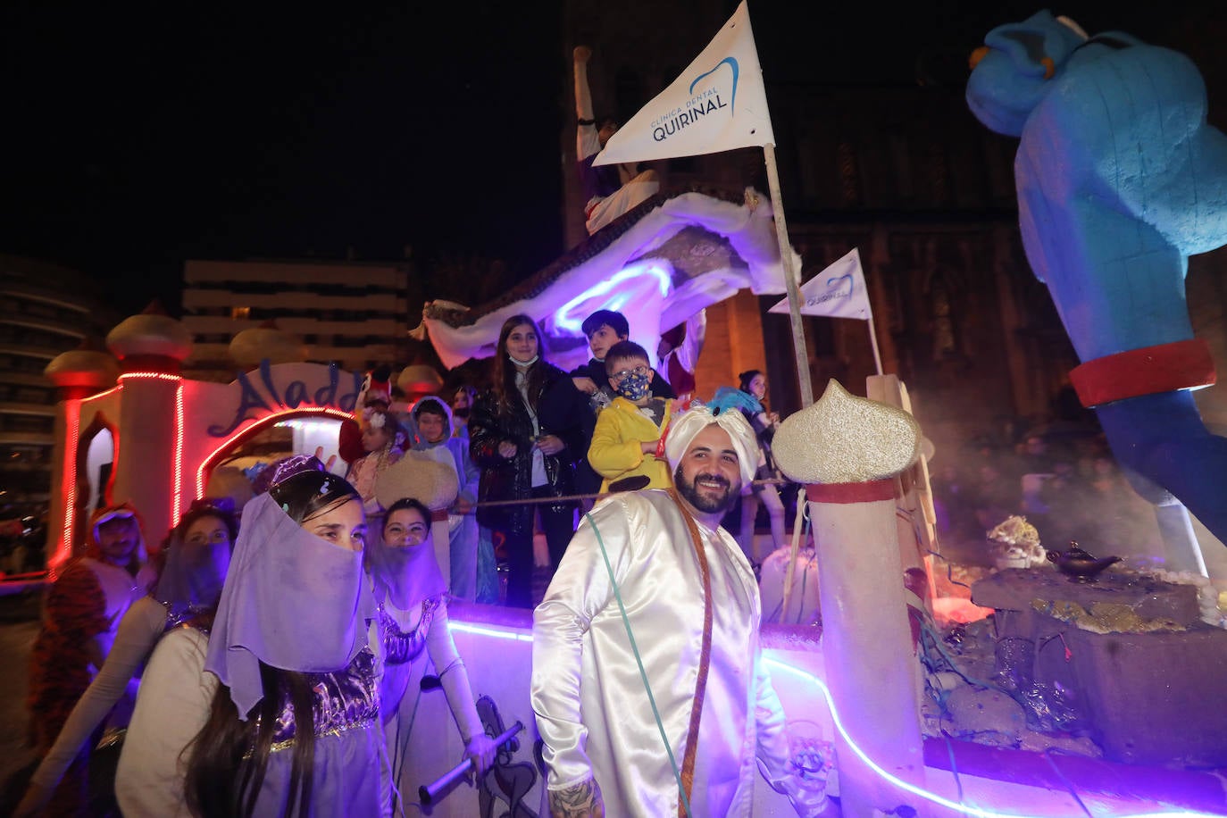 Fotos: Las calles se llenan de fantasía