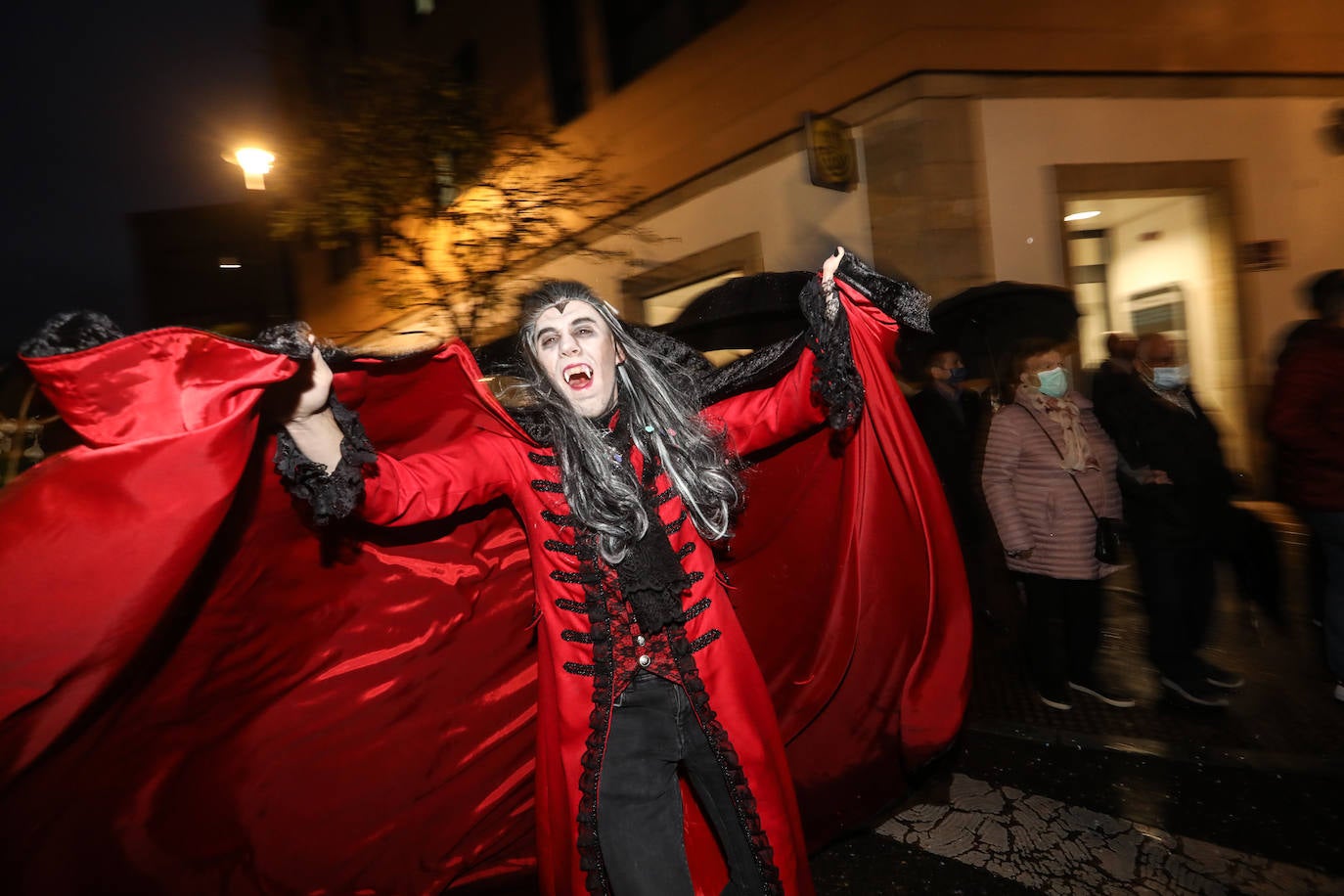 Fotos: Las calles se llenan de fantasía