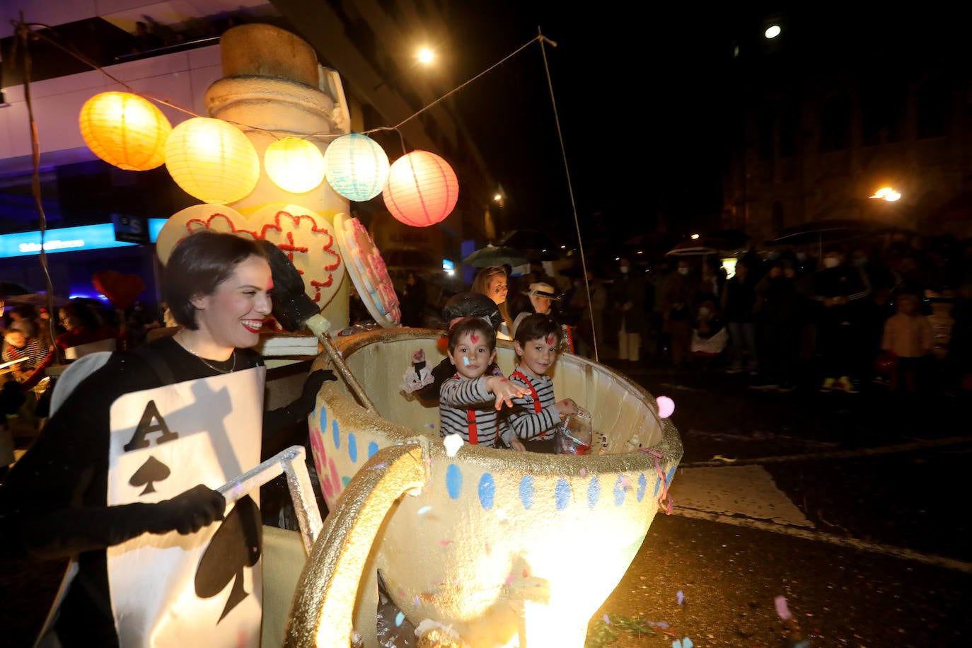 Fotos: Las calles se llenan de fantasía