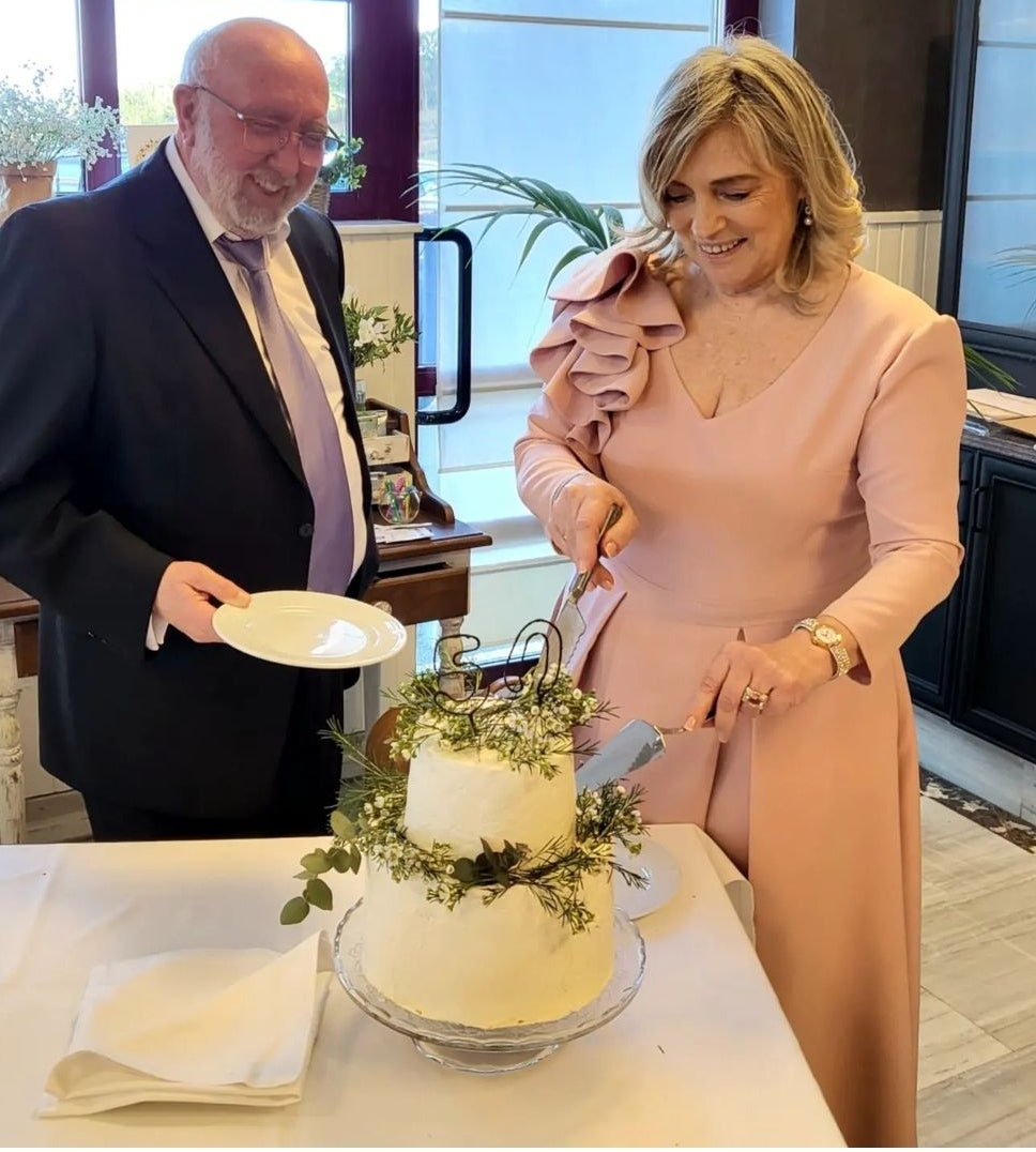 Los padres de Paula Echevarría celebran las Bodas de Oro.