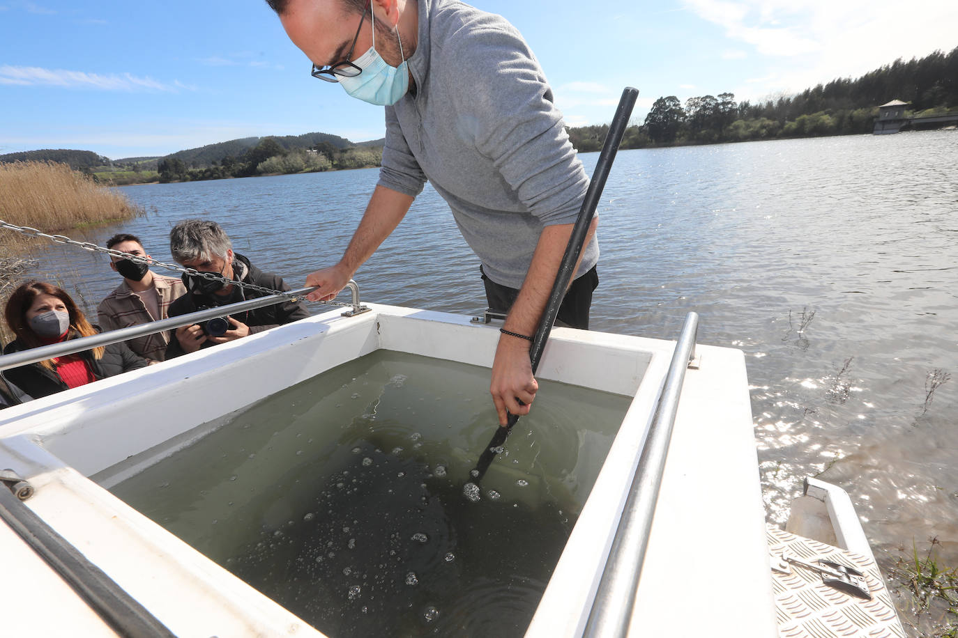 Fotos: La trucha vuelve a La Granda