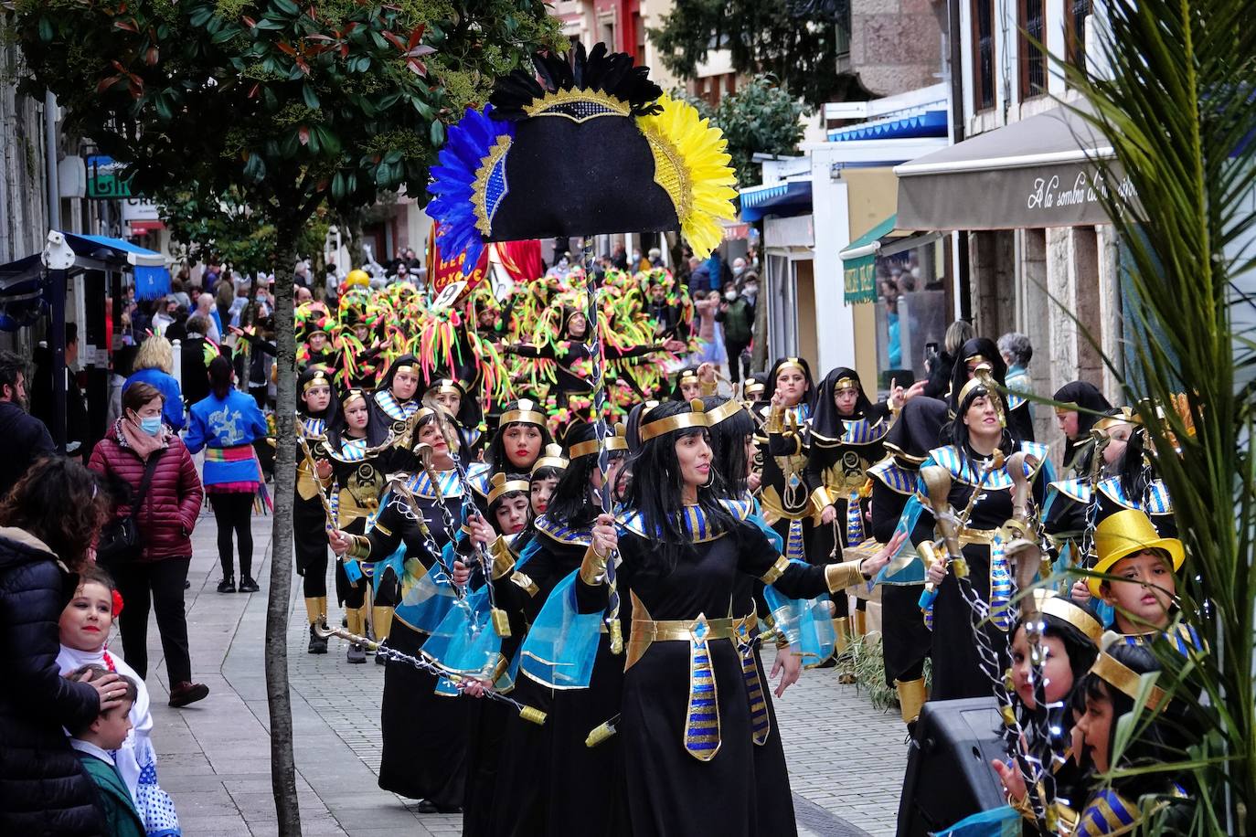 Fotos: Cangas de Onís, a tope con el Carnaval