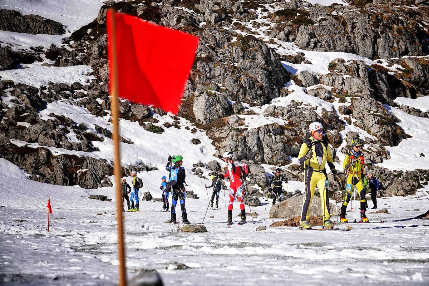 La carrera de esquí de montaña reúne este fin de semana a 120 participantes de toda España y Europa en el macizo de Andara, en los Picos