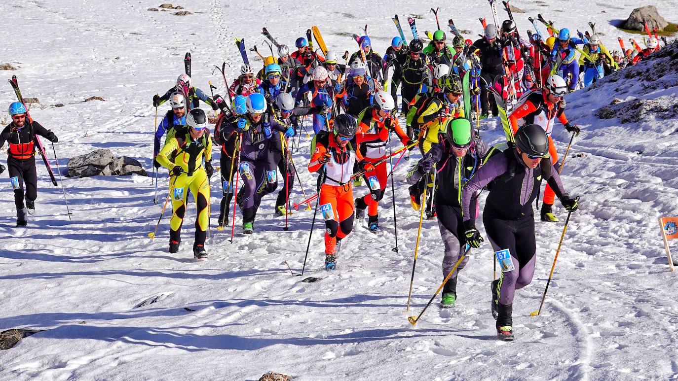 La carrera de esquí de montaña reúne este fin de semana a 120 participantes de toda España y Europa en el macizo de Andara, en los Picos
