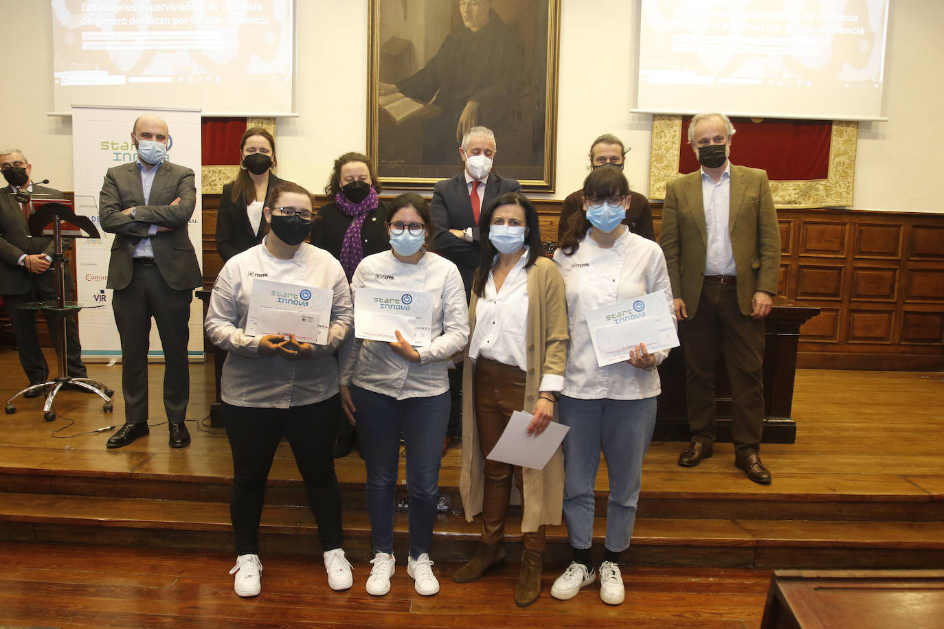 Los ganadores en la categoría de más de 18 años conquistaron al jurado con un proyecto de pastelería personalizada en el momento.