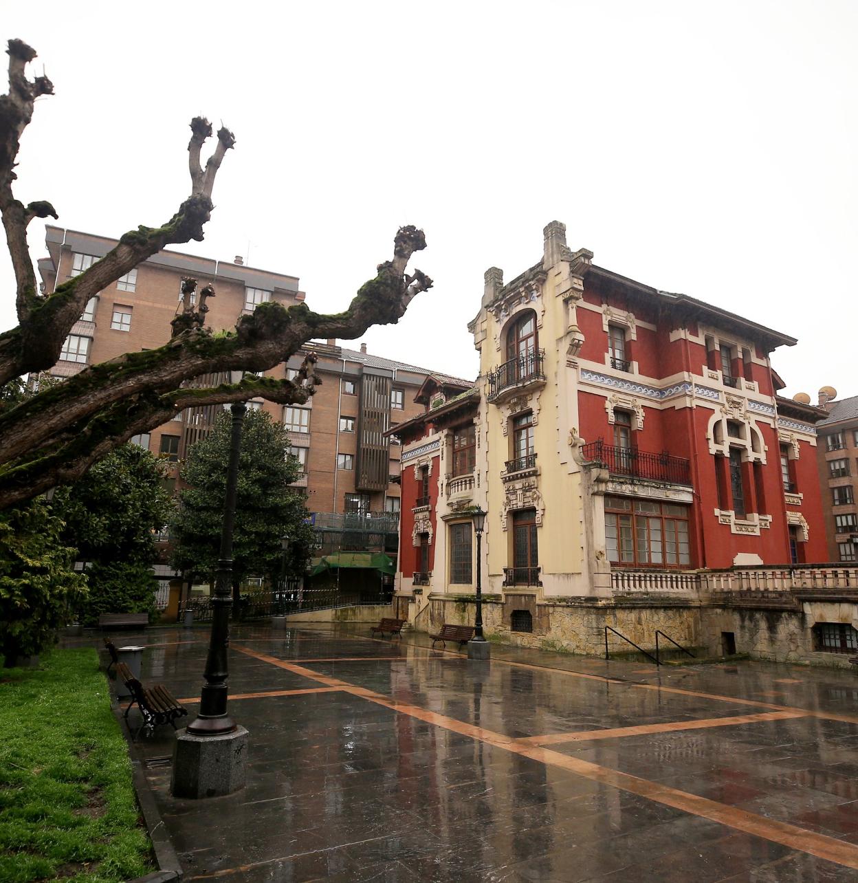 Gustavo Bueno dará nombre a esta plaza. 