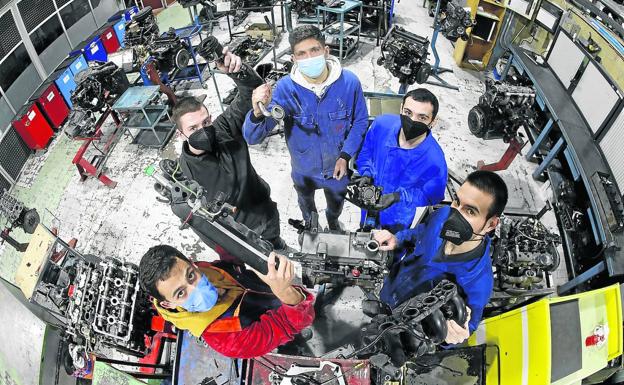 Los alumnos en el IES Sánchez Lastra, en Mieres. 