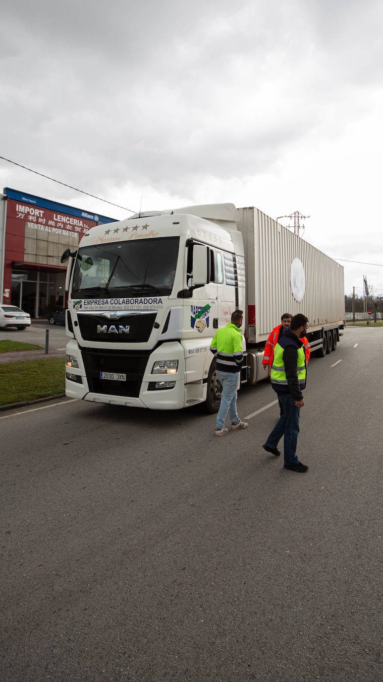 Los puertos de la región siguen en una situación complicada, sin tráfico de camiones que puedan mover las mercancías, más allá de los que trabajan con escolta, mientras las posturas de las entidades que apoyan los paros en la región se mantienen firmes.