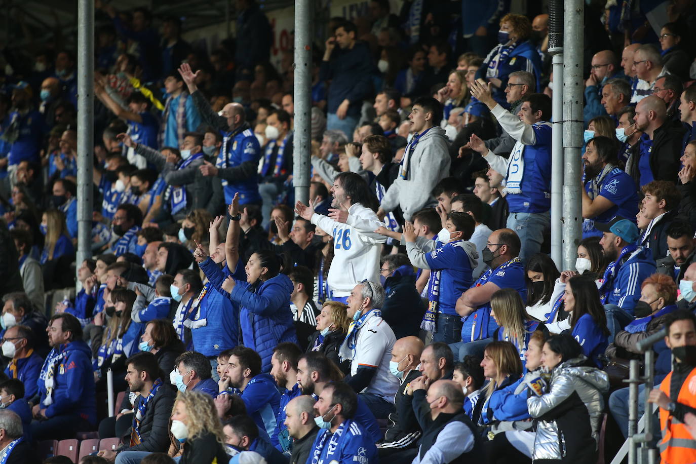 Fotos: ¿Estuviste en el Lugo - Real Oviedo? ¡Búscate!