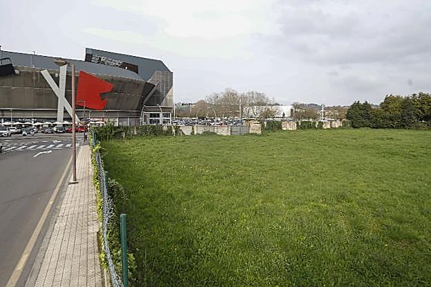 Mercadona proyecta un nuevo supermercado en una parcela en el entorno de El Molinón
