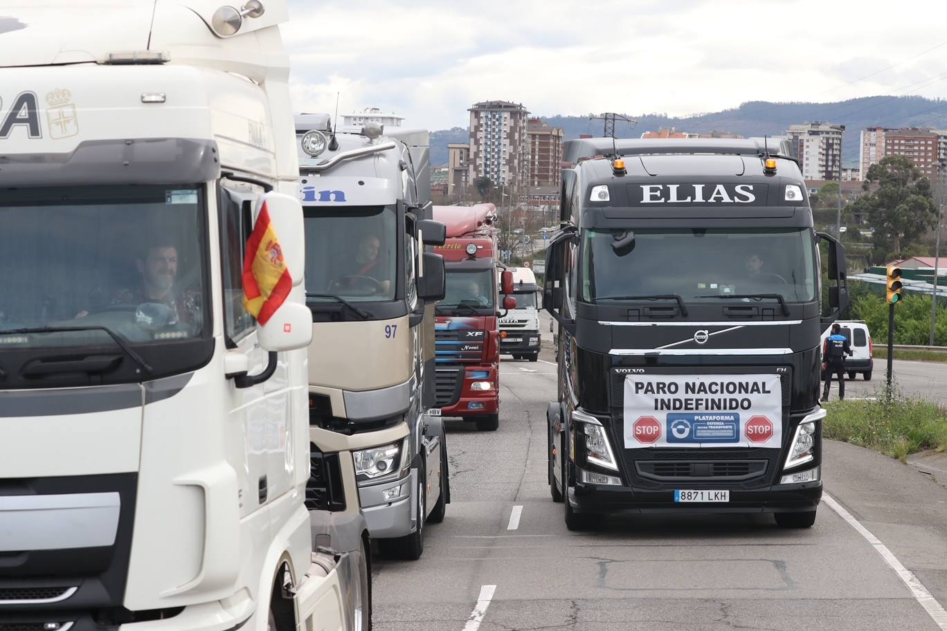 Fotos: Cientos de camiones colapsan el tráfico en la &#039;Y&#039;