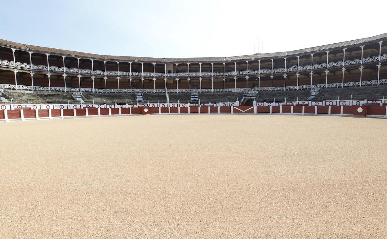 Plaza de toros de El Bibio. 
