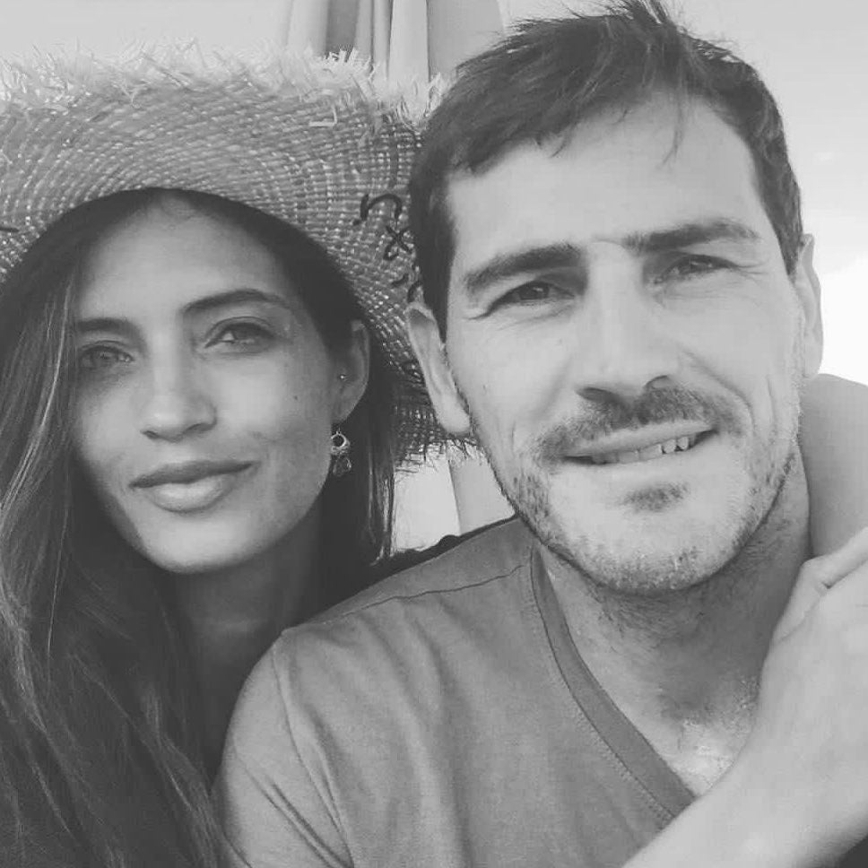 Sara Carbonero e Iker Casillas incluso hacen planes junto a sus dos hijjos. 