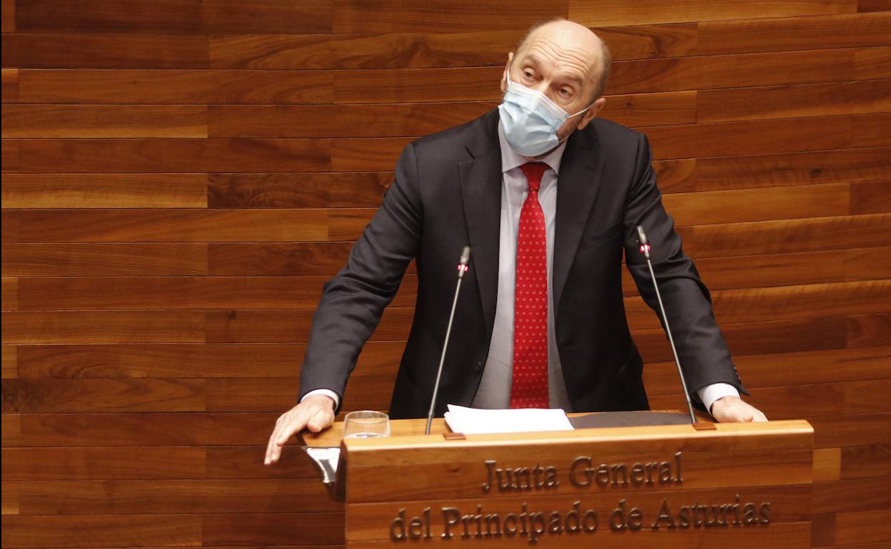 Cofiño se niega a convertir en una «puja» entre comunidades el plan de descentralización del Estado