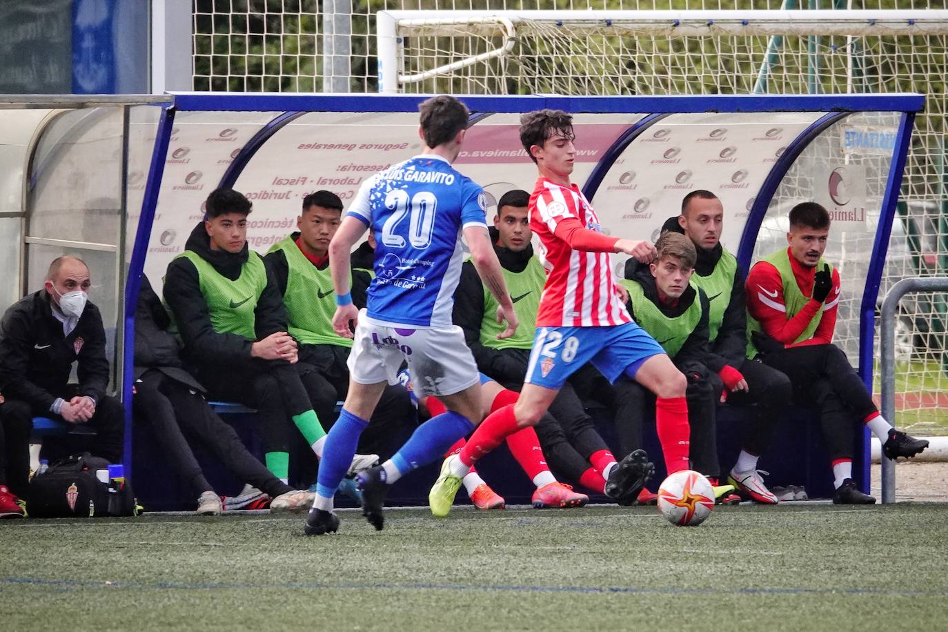 El encuentro entre el Urraca y el Sporting B finalizó sin goles (0 - 0). 