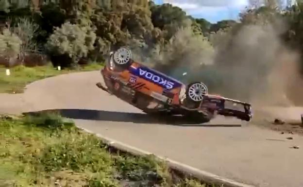 El impresionante accidente del 'Cohete' Suárez en el Rally Sierra Morena