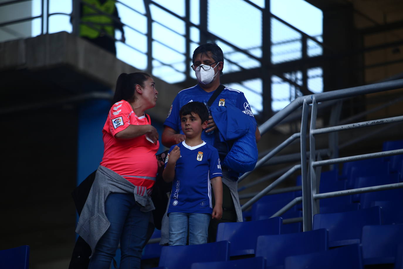 El conjunto azul se llevó la victoria en el Carlos Tartiere gracias a un gol de Bastón.