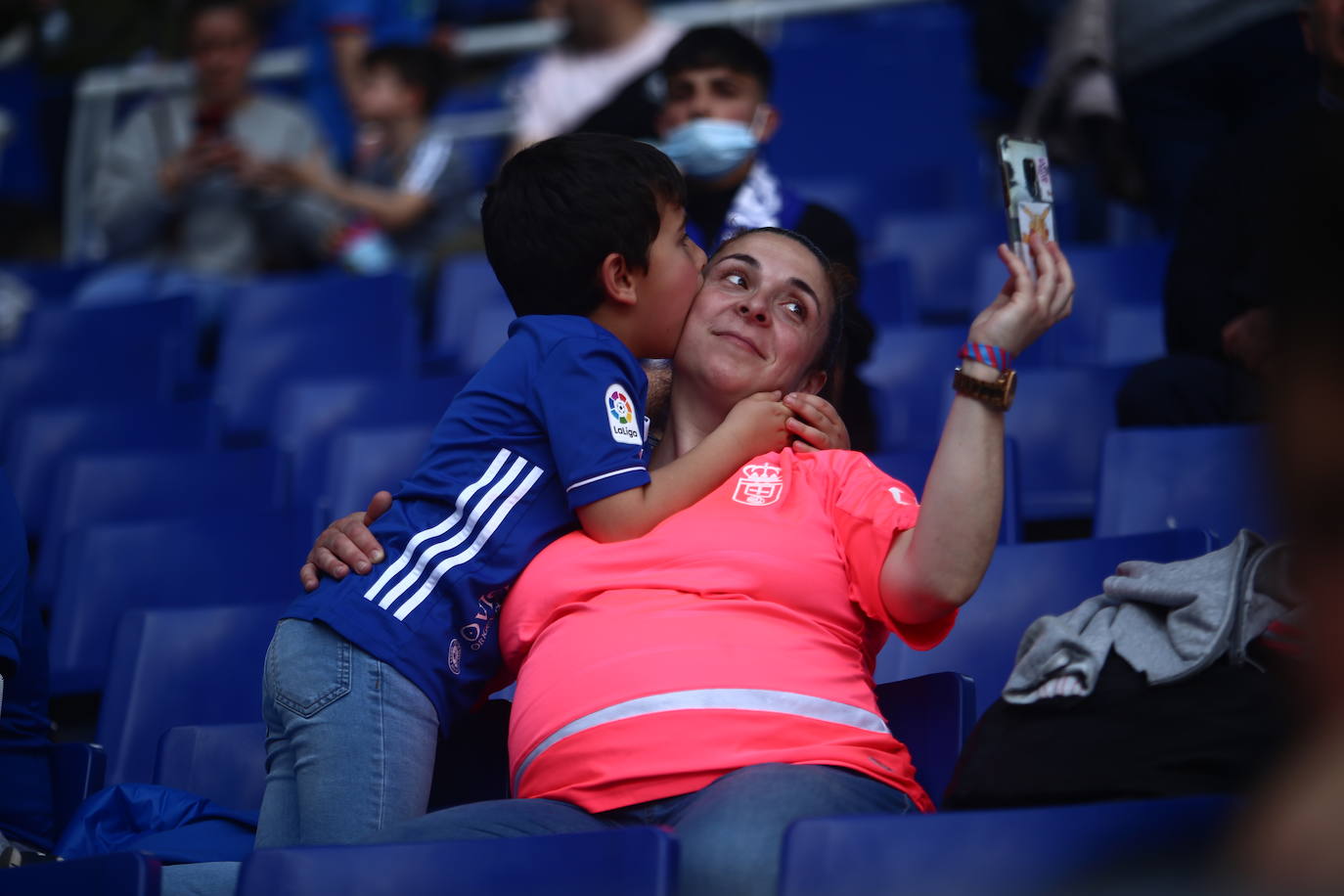 El conjunto azul se llevó la victoria en el Carlos Tartiere gracias a un gol de Bastón.