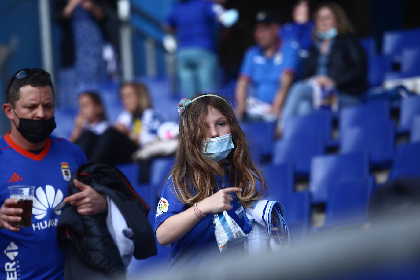 El conjunto azul se llevó la victoria en el Carlos Tartiere gracias a un gol de Bastón.