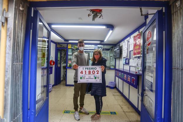 Un millón y medio de euros de alegría en la calle del Fierro de Oviedo