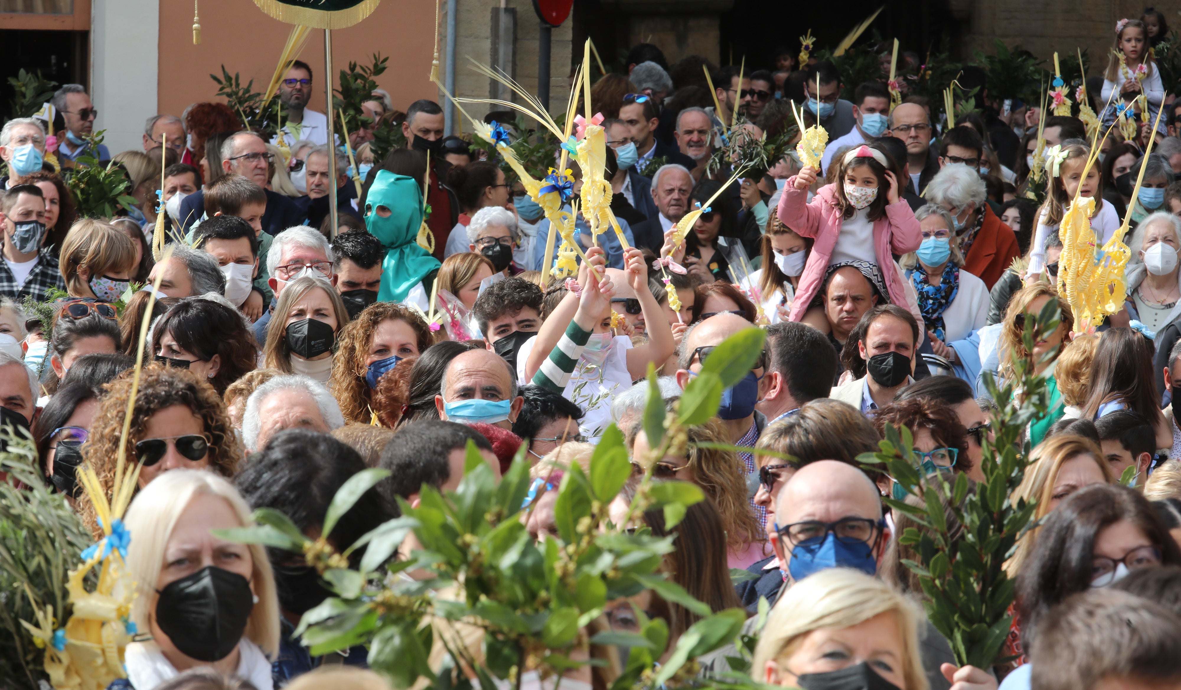 Fotos: Avilés recupera el Domingo de Ramos
