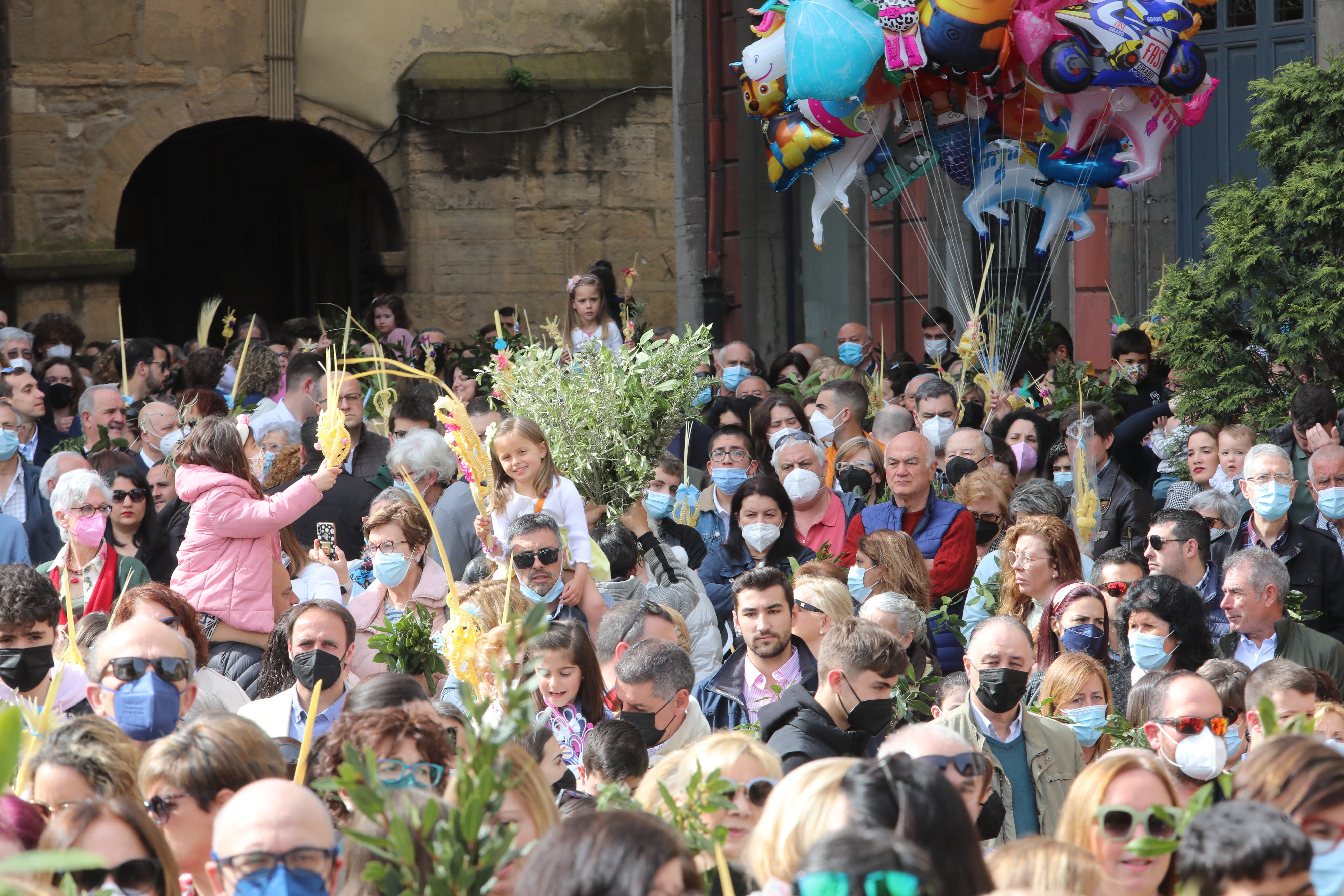 Fotos: Avilés recupera el Domingo de Ramos
