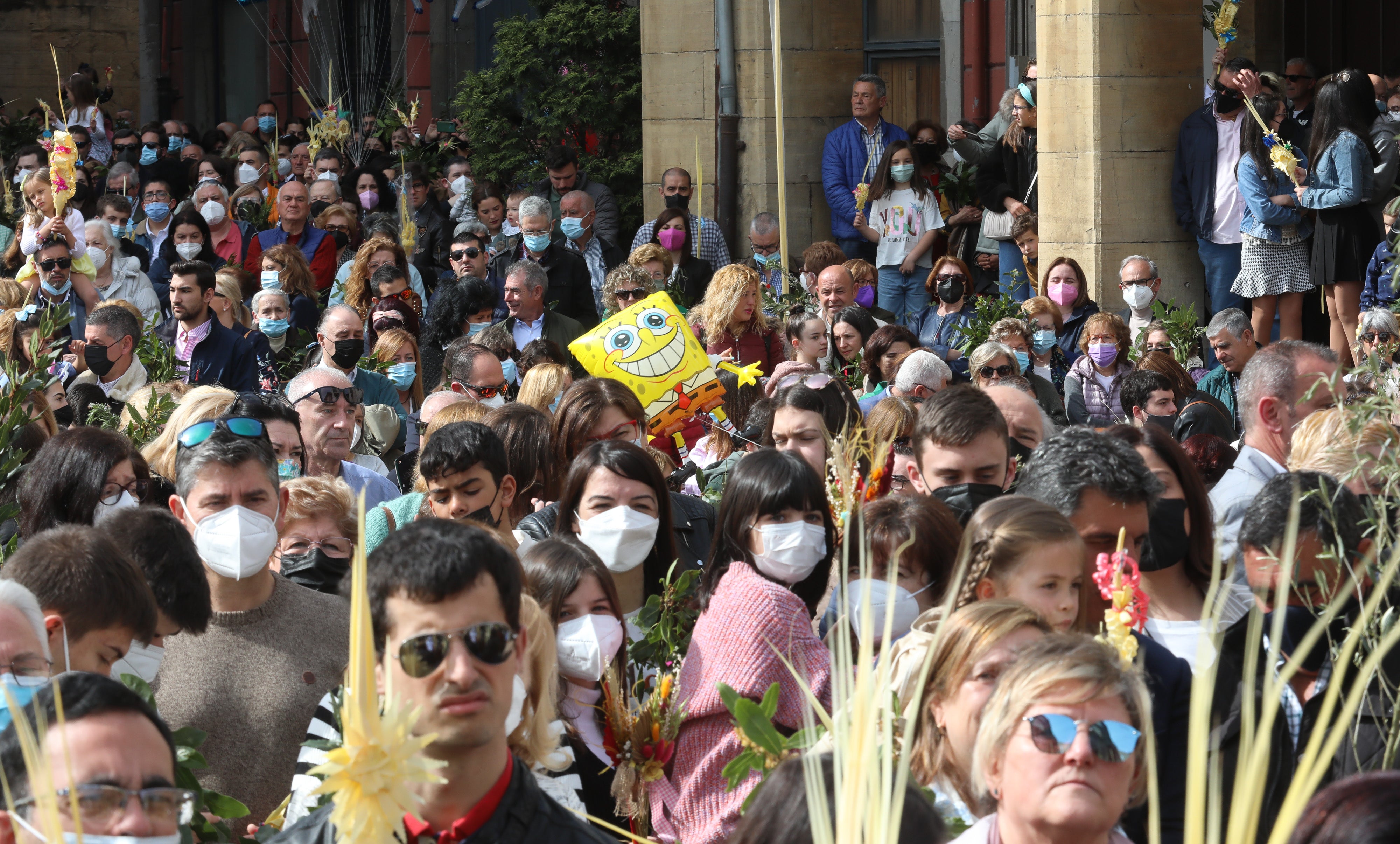 Fotos: Avilés recupera el Domingo de Ramos