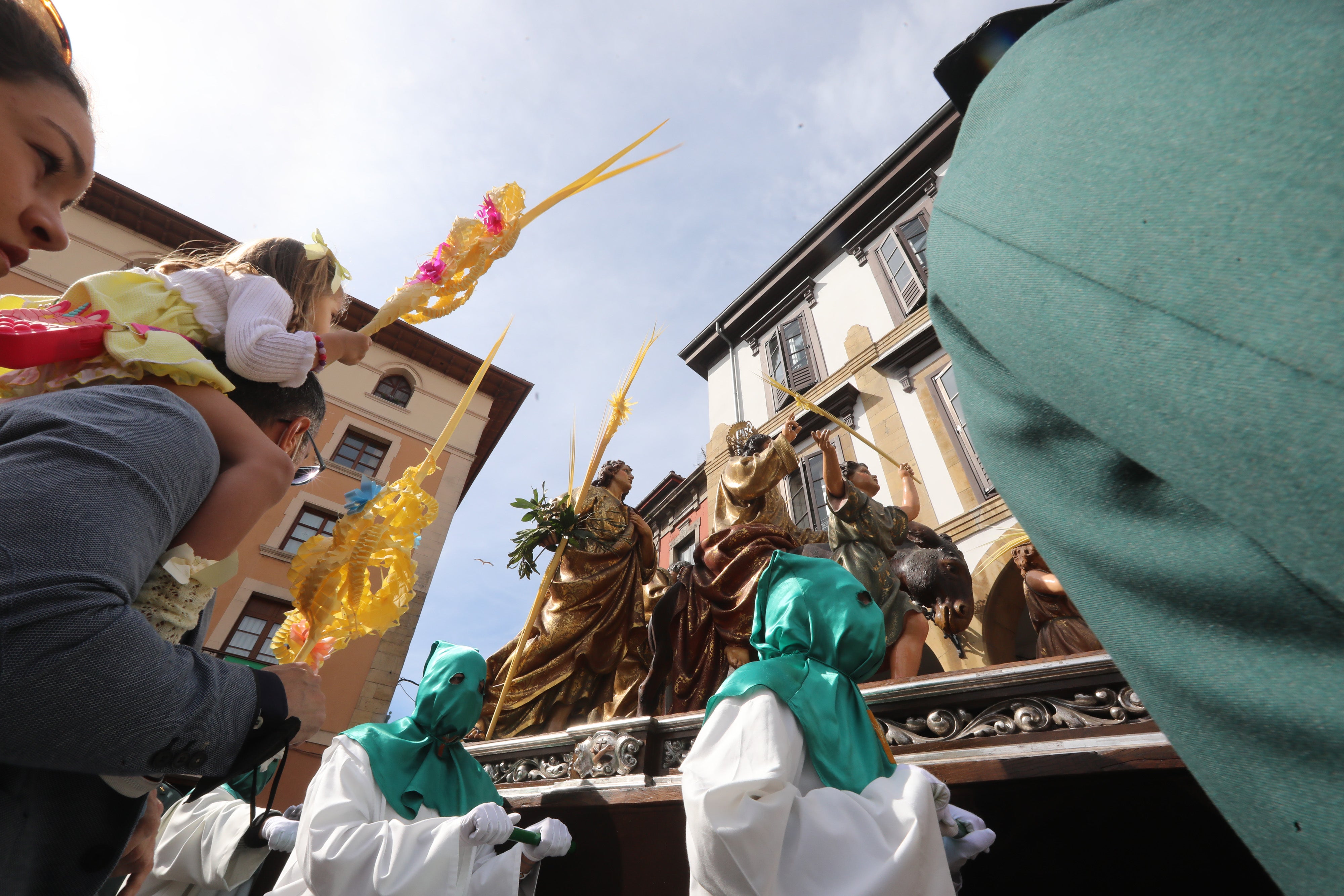Fotos: Avilés recupera el Domingo de Ramos