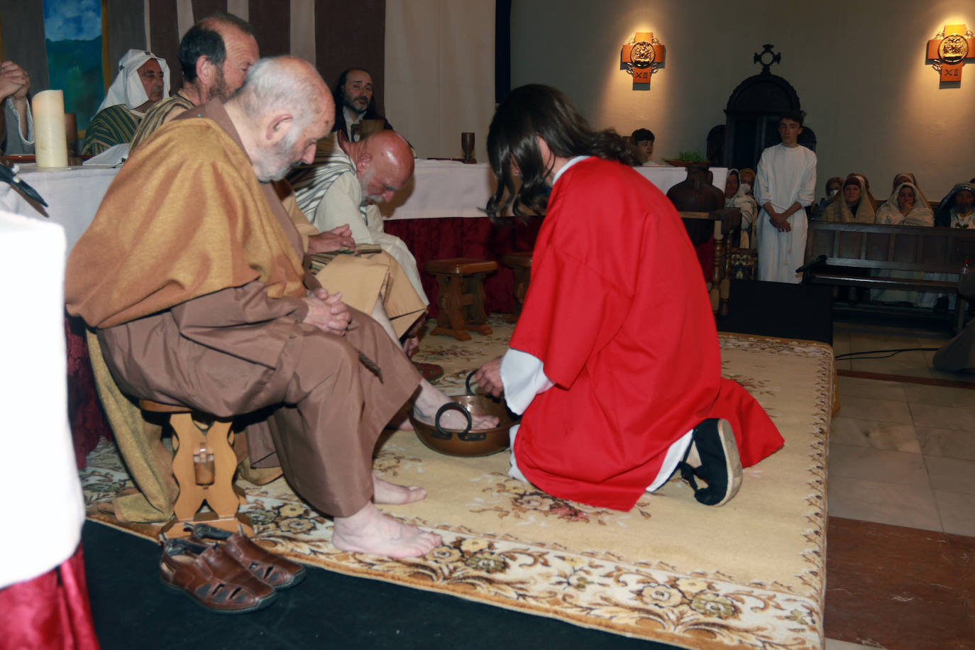 La Última Cena, la oración en el huerto y el Sanedrín abren una recreación con más de doscientos figurantes y actores