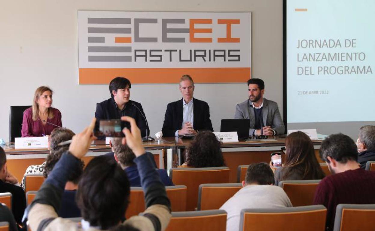 Cristina Fanjul, Borja Sánchez, José Armando Tellado y Rubén Hidalgo, durante la presentación 