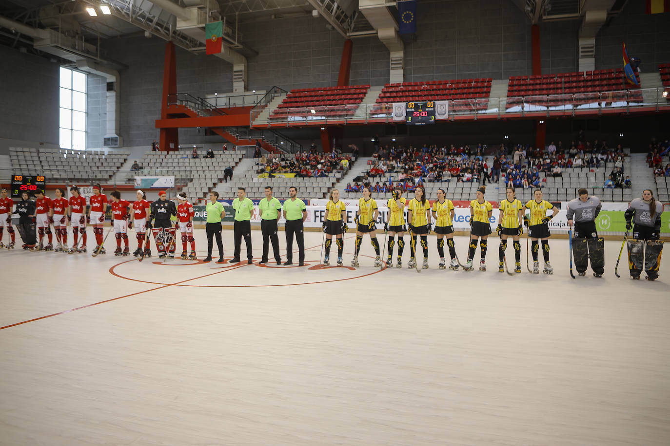 Fotos: Las mejores imágenes del Benfica - Palau