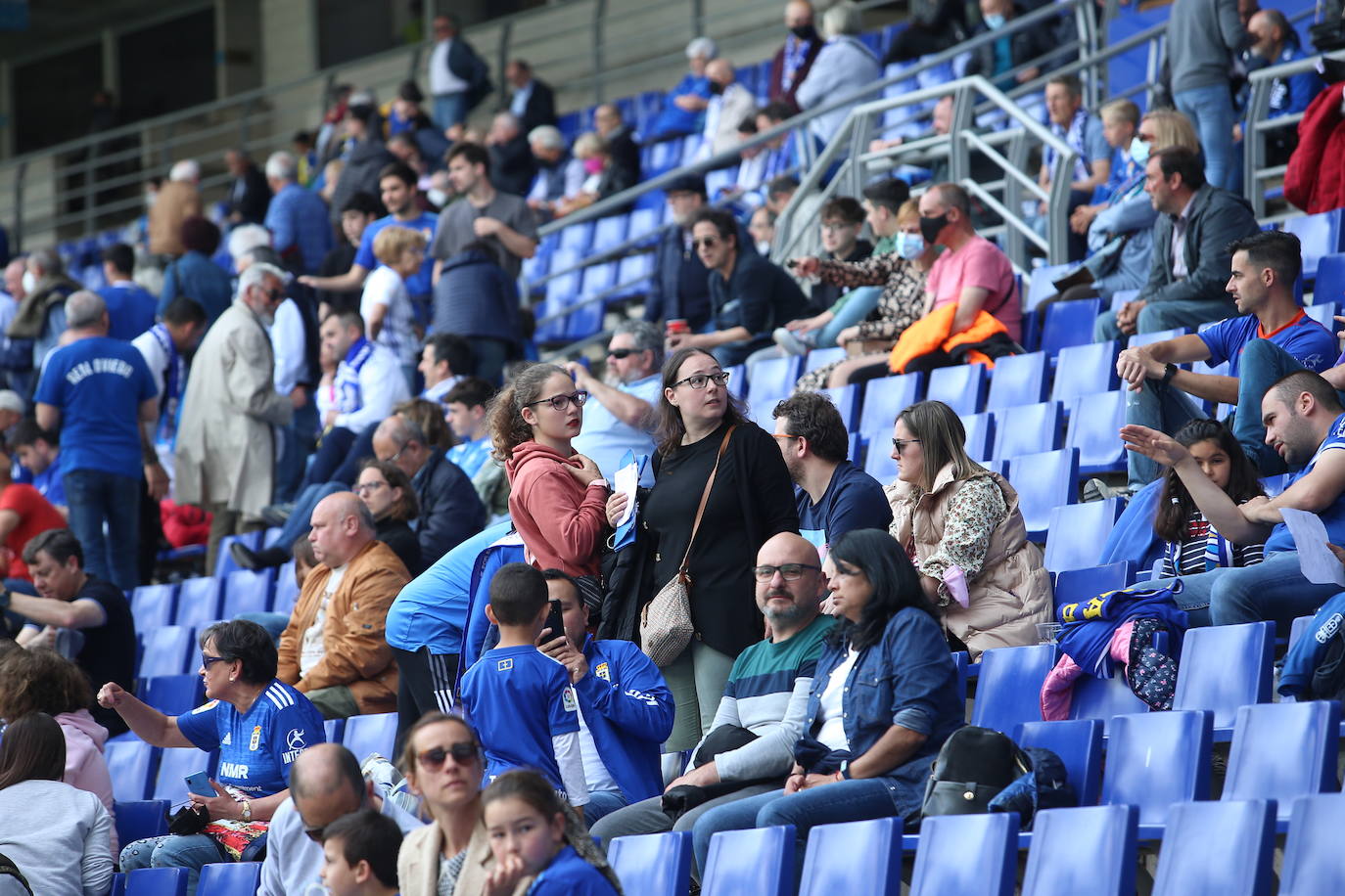 Fotos: ¿Estuviste en el Real Oviedo - Mirandés? ¡Búscate!
