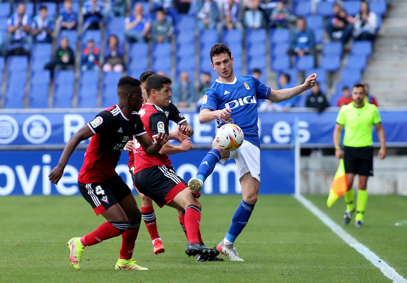 Fotos: Las mejores imágenes del Real Oviedo - Mirandés