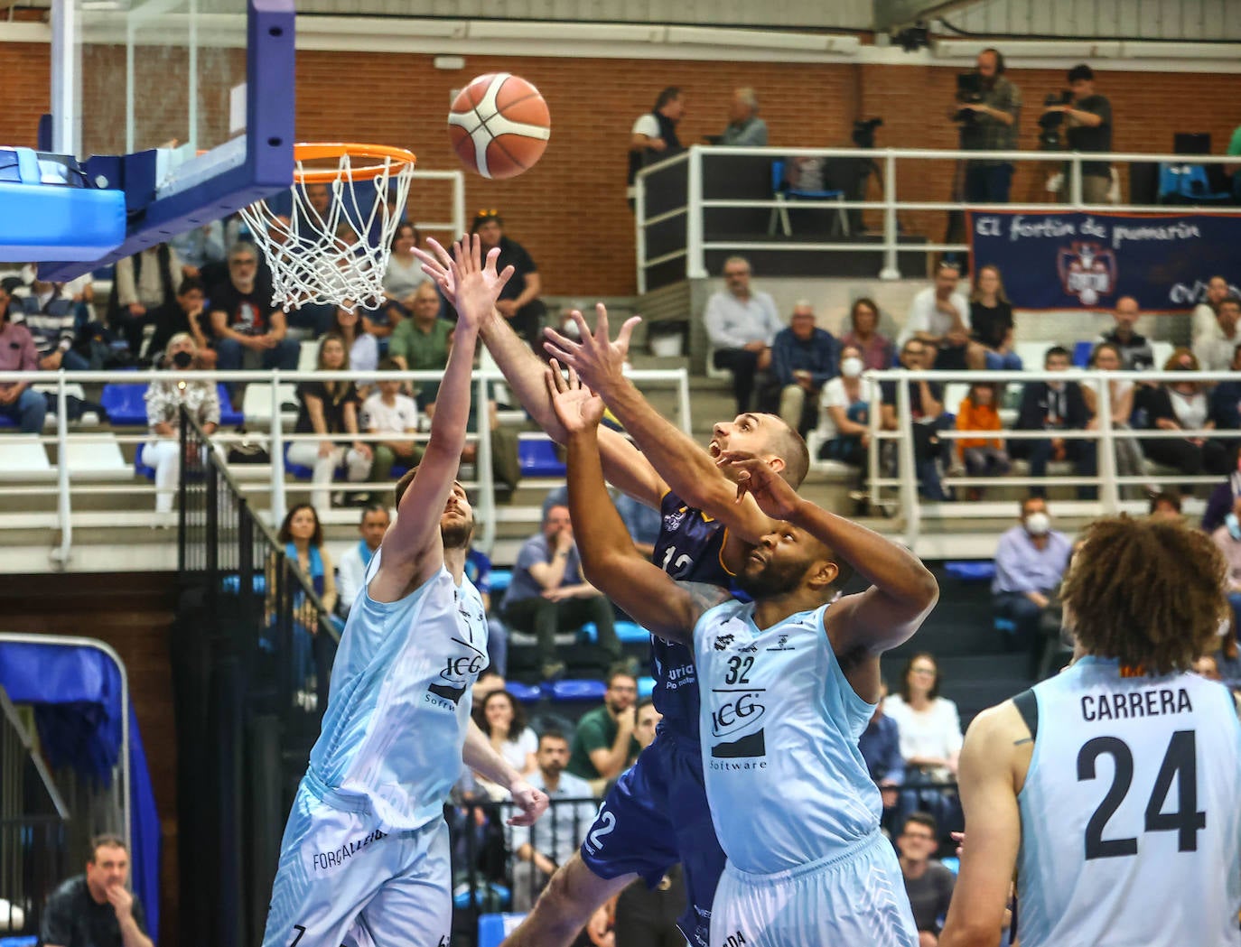 Fotos: Las mejores imágenes del Unicaja Banco Oviedo - ICG Força Lleida