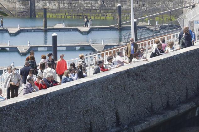 Uno volcó mientras entrenaba y otro sufrió una vía de agua en plena regata