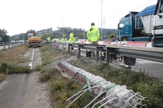 Termina hoy el corte de un carril en la 'Y' para reparar una rotura en El Montico