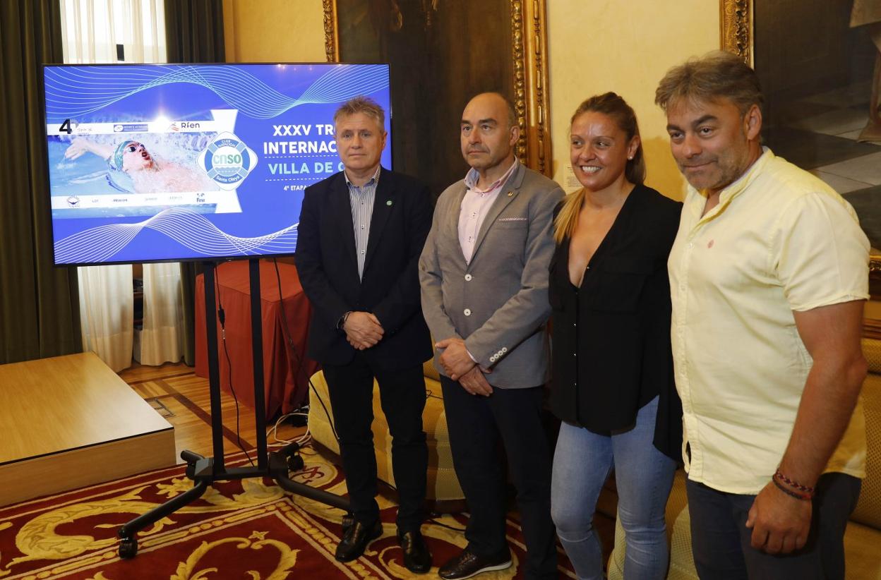 Enrique Plaza, José Manuel García, Noelia García y José Ramón Tuero, en la presentación de la prueba. 